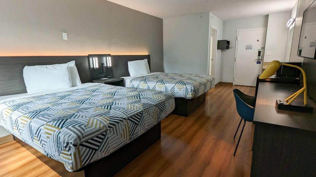 Motel 6-Framingham, Ma - Boston West Екстер'єр фото