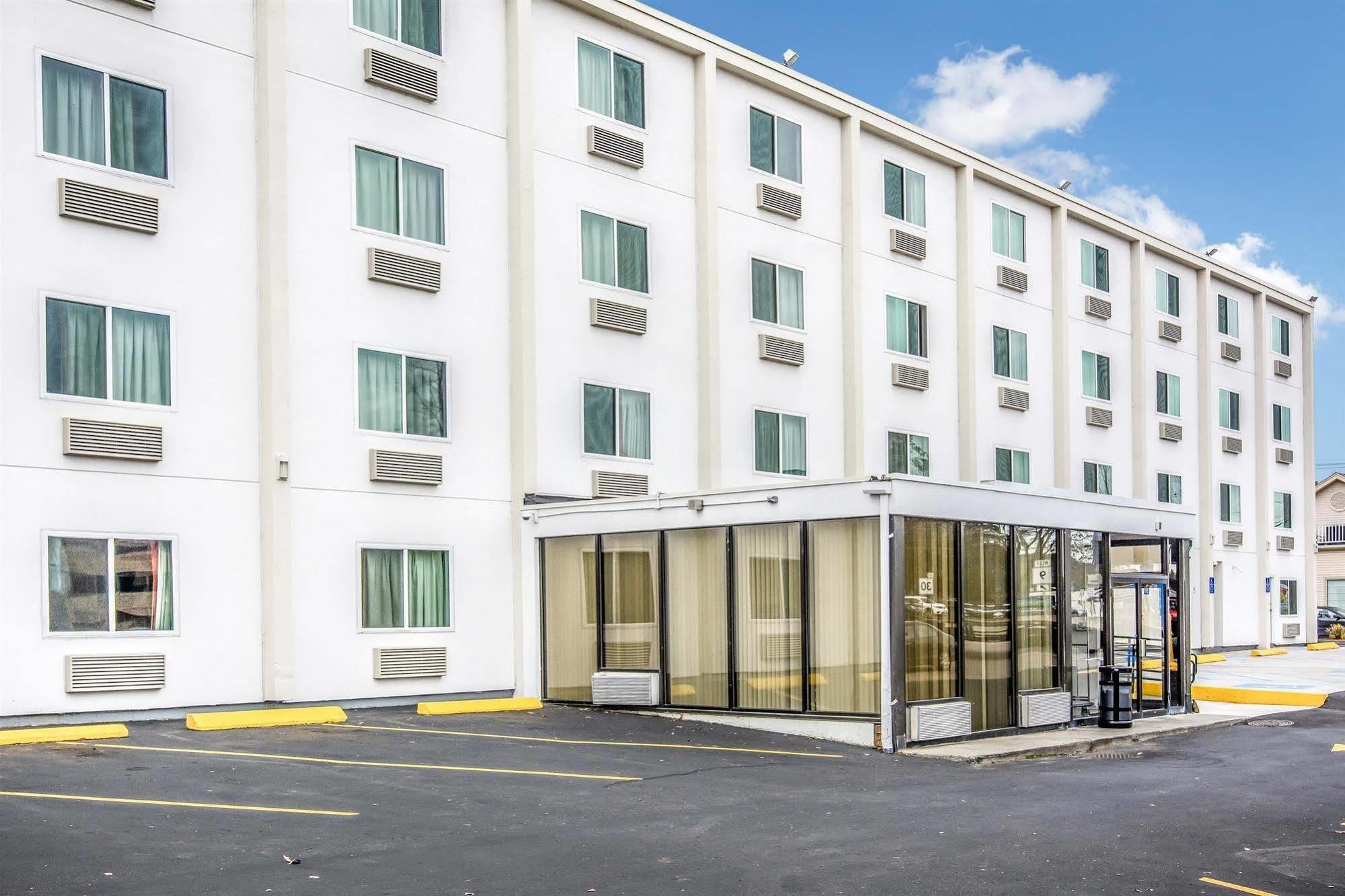 Motel 6-Framingham, Ma - Boston West Екстер'єр фото